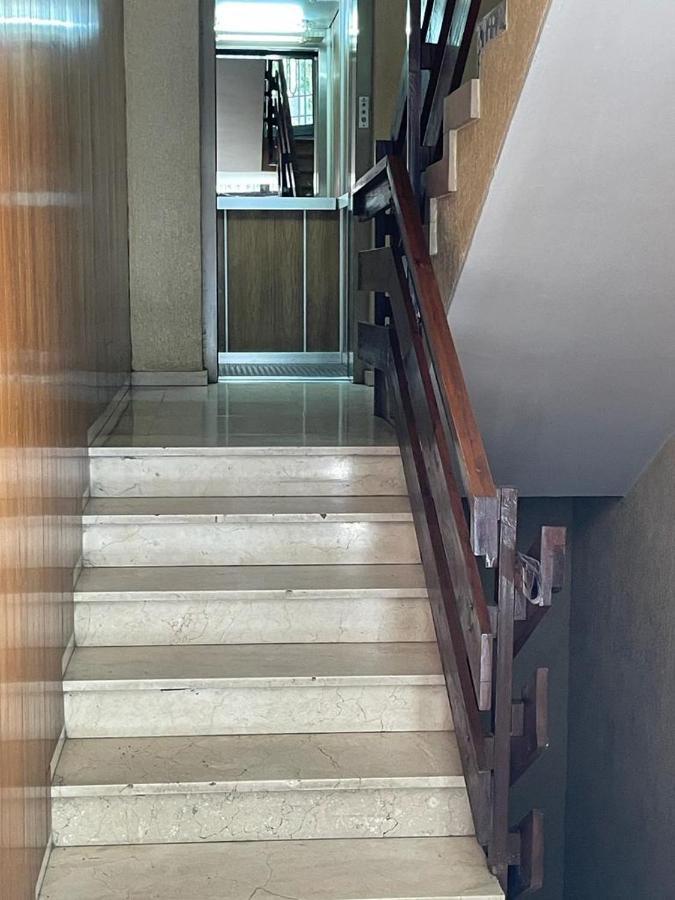 Apartamentos Gyc Vistas A Santo Domingo León Εξωτερικό φωτογραφία